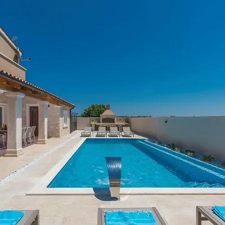 Casa Tea With Private Pool Villa *