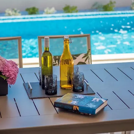 Villa Casa Tea With Private Pool Pula